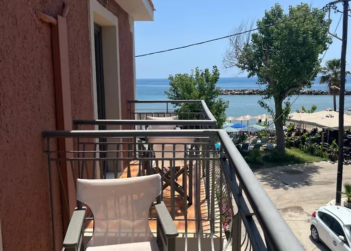 Medusa Διαμέρισμα Κατελειός